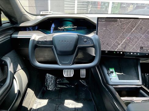 Used 2022 Tesla Model S Plaid AWD/4WD image 5