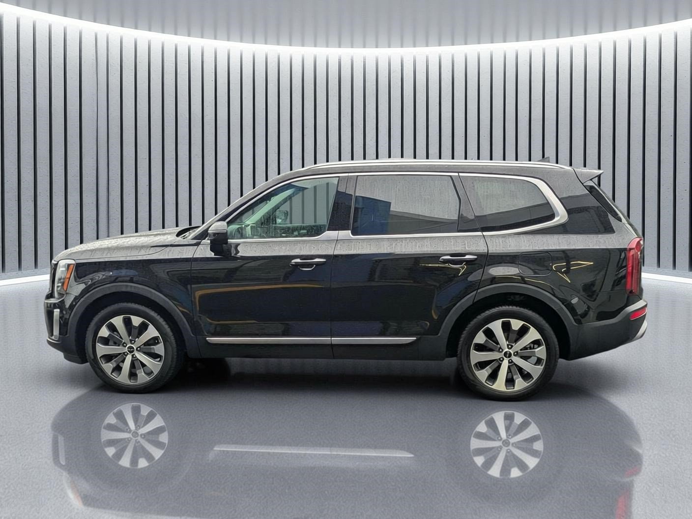 Used 2022 Kia Telluride S AWD/4WD image 9