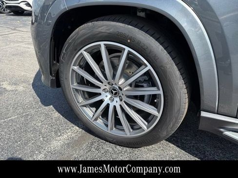 Certified 2026 Mercedes-Benz GLS 450 4MATIC image 11