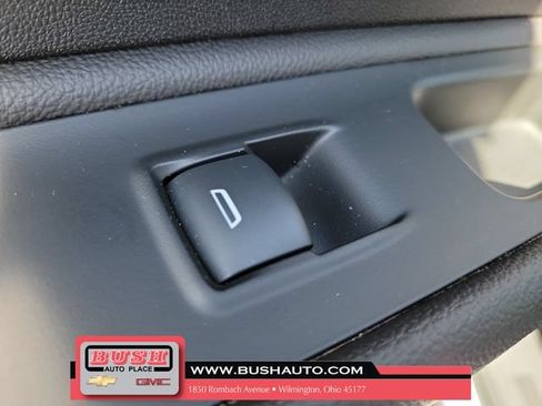 Used 2019 GMC Terrain SLT w/ Preferred Package AWD/4WD image 15
