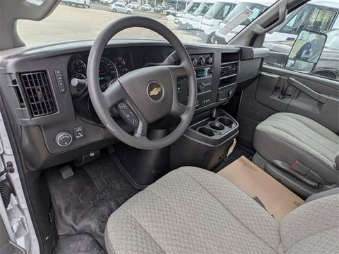 New 2024 Chevrolet Express 3500 w/ Power Convenience Package image 7