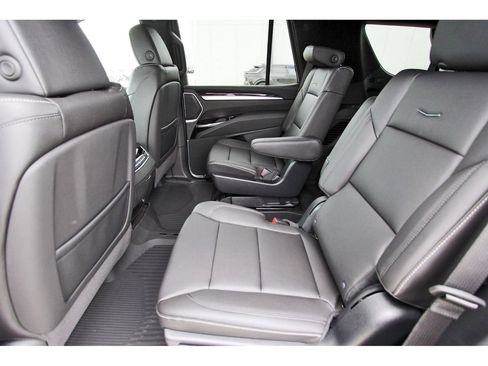 New 2026 Cadillac Escalade 2WD image 7