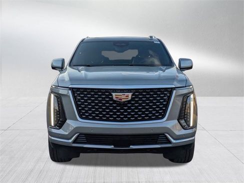 New 2026 Cadillac Escalade Luxury w/ Touring Package image 2