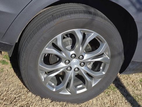 Used 2018 Buick Enclave Avenir w/ Avenir Technology Package image 5