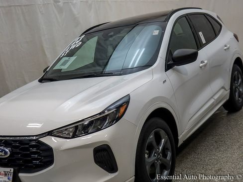 Used 2023 Ford Escape ST-Line w/ Tech Pack #1 image 5