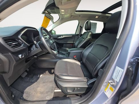 Used 2022 Ford Escape SEL w/ Technology Package AWD/4WD image 11