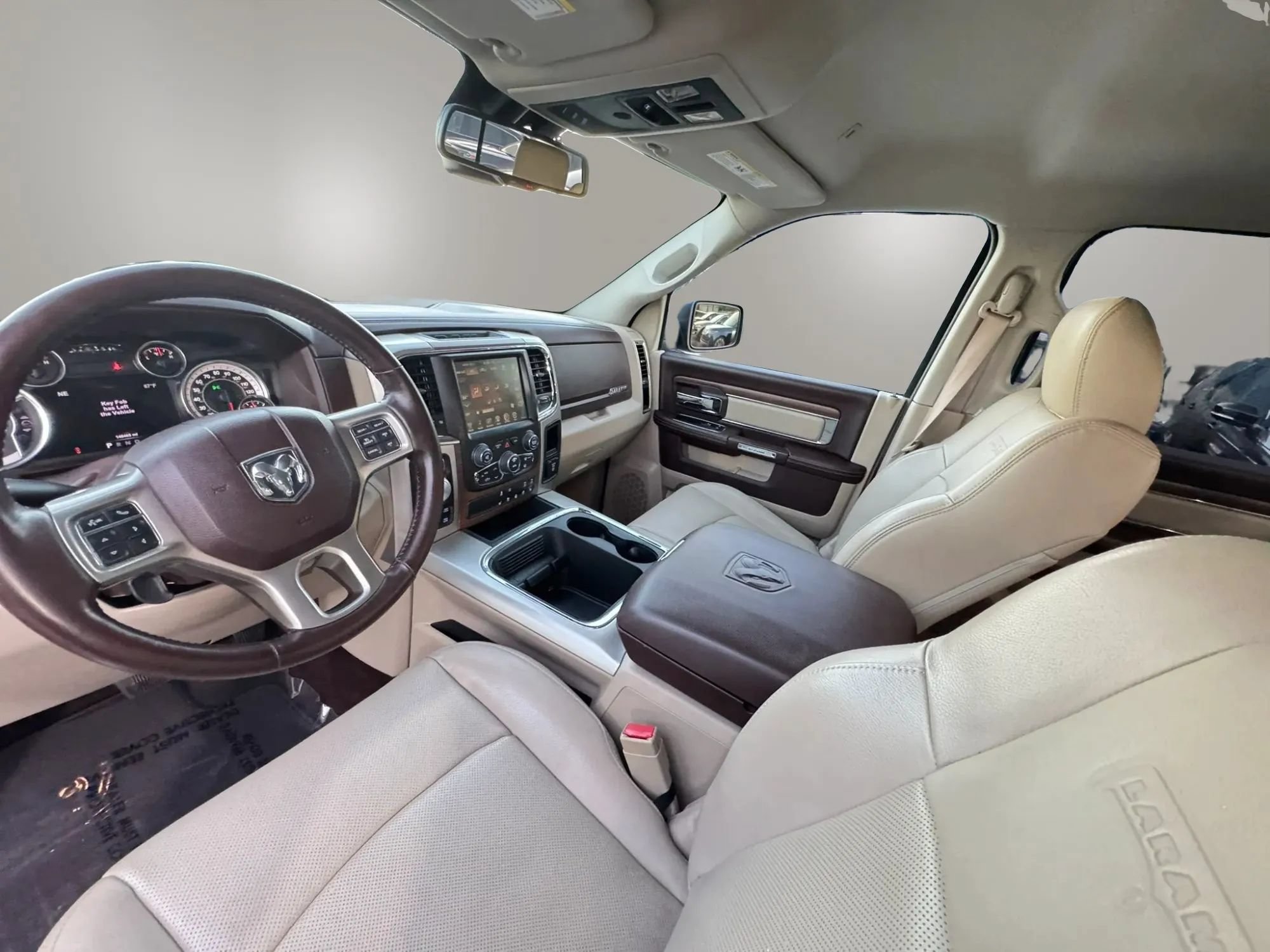 Used 2017 RAM 1500 Laramie w/ Convenience Group AWD/4WD image 12