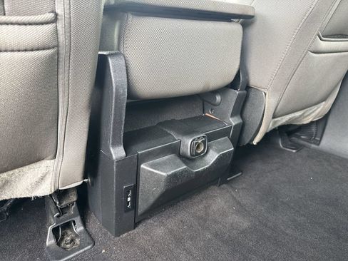 Used 2019 Ford F150 XLT w/ Equipment Group 302A Luxury AWD/4WD image 25
