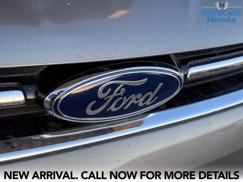 Used 2013 Ford Escape Titanium w/ Parking Technology Pkg FWD image 9