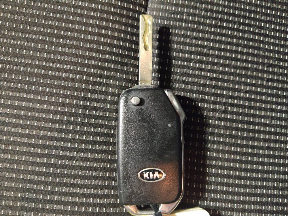Used 2019 Kia Forte LXS FWD image 32