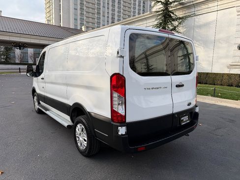 Used 2024 Ford Transit 250 Low Roof w/ Exterior Upgrade Package image 9