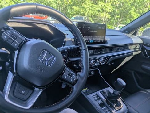 Used 2025 Honda CR-V Touring image 36