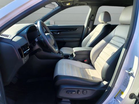 Used 2025 Honda CR-V Sport Touring image 17