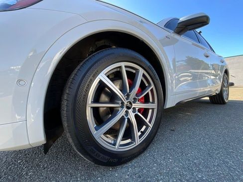 Used 2024 Audi Q5 e Prestige image 10