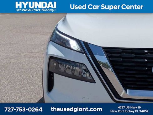 Used 2021 Nissan Rogue S FWD image 9