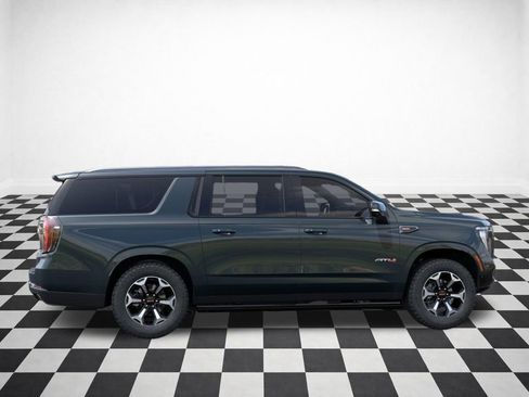 New 2026 GMC Yukon XL AT4 AWD/4WD image 5