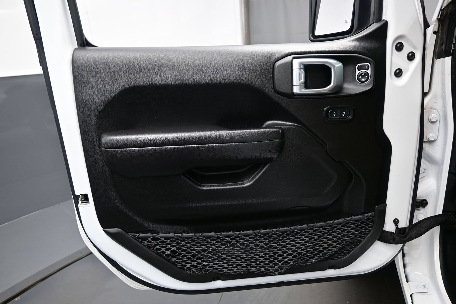 Used 2022 Jeep Wrangler Unlimited Sport AWD/4WD image 12