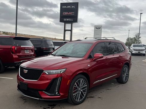 Used 2024 Cadillac XT6 Sport w/ Technology Package AWD/4WD image 1