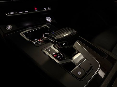 Used 2019 Audi Q5 2.0T Premium Plus image 23
