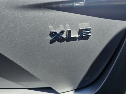 Used 2021 Toyota Prius Prime XLE w/ Carpet Mat Package (TMS) FWD image 35