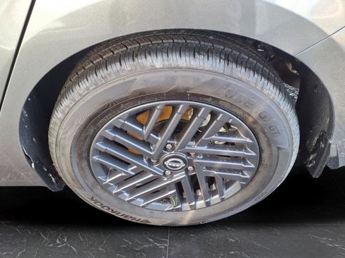 New 2026 Nissan Sentra SV image 6