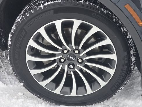 Used 2023 Lincoln Aviator Reserve w/ Elements Package Plus image 18