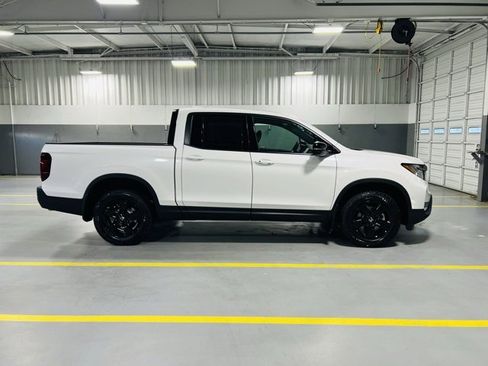 New 2026 Honda Ridgeline Black Edition image 21