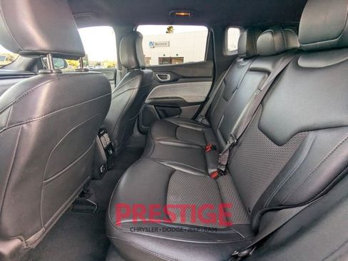 Used 2024 Jeep Compass Latitude image 27