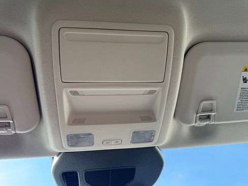 Used 2021 Ford Escape S image 10