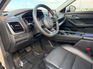Used 2021 Nissan Rogue SL FWD video 2
