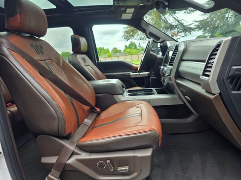 Used 2019 Ford F350 King Ranch w/ King Ranch Ultimate Package AWD/4WD image 19