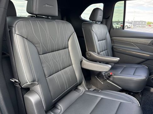 New 2026 Buick Enclave Avenir w/ Super Cruise Package AWD/4WD image 39