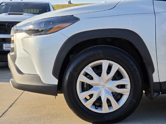 Certified 2026 Toyota Corolla Cross L FWD image 7