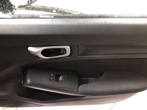 Used 2024 Honda Civic Sport image 13