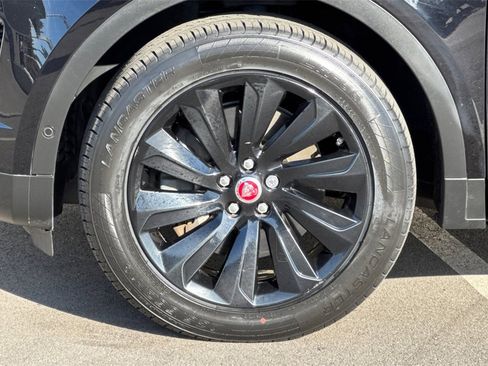 Used 2020 Jaguar E-PACE SE image 31