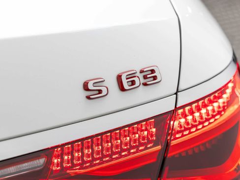 Used 2025 Mercedes-Benz S 63 AMG S w/ Rear Seat Package image 7