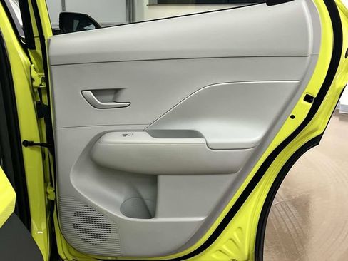 Certified 2025 Hyundai Kona SEL FWD image 22