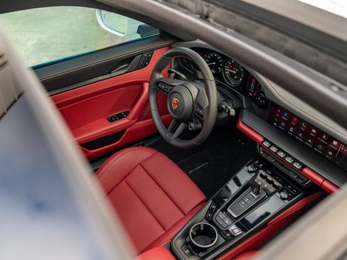 Used 2024 Porsche 911 Carrera 4 GTS image 8