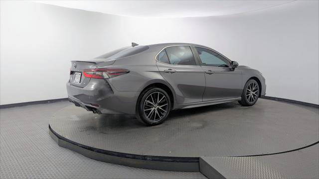Used 2022 Toyota Camry SE FWD image 8