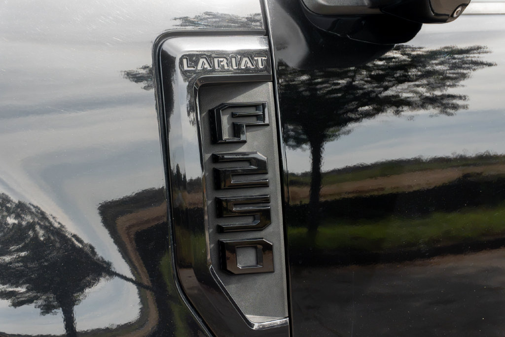Used 2020 Ford F250 Lariat AWD/4WD image 3