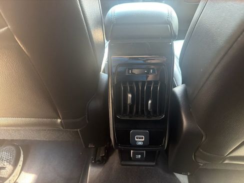 Used 2023 Jeep Compass Latitude AWD/4WD image 26