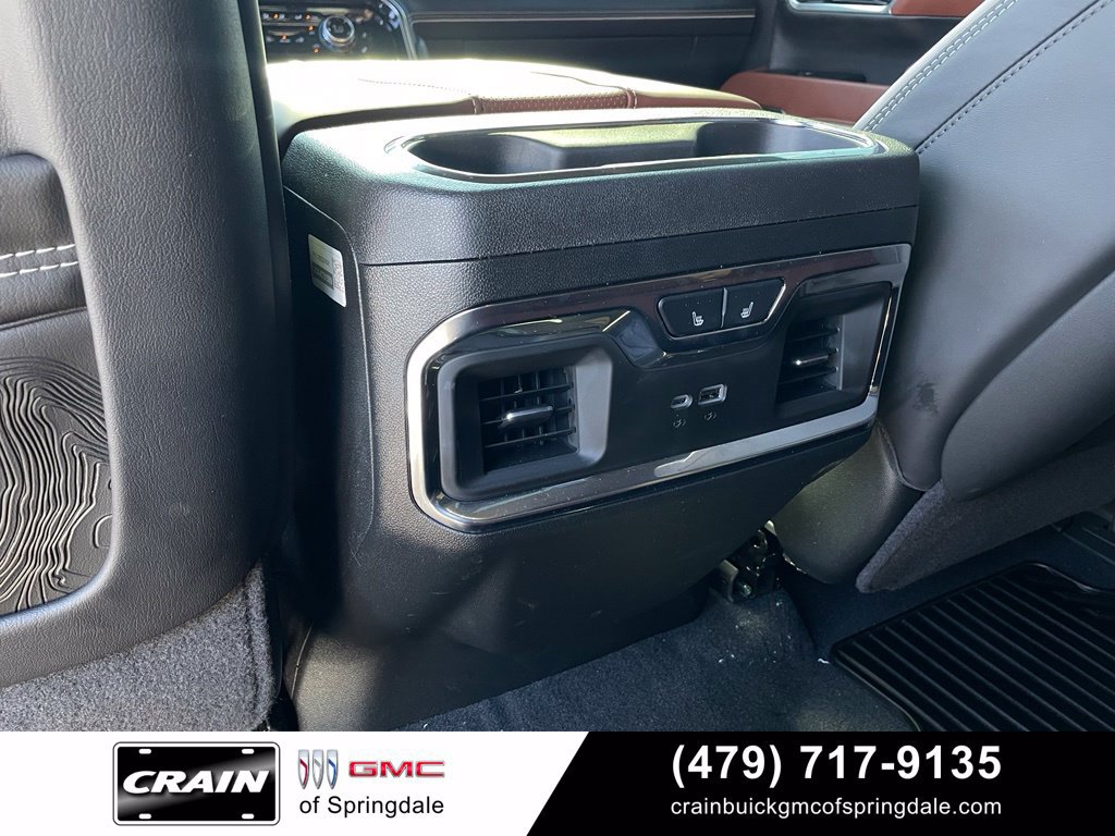 Used 2026 GMC Sierra 2500 Denali Ultimate w/ LPO, Black Badging Package AWD/4WD image 25