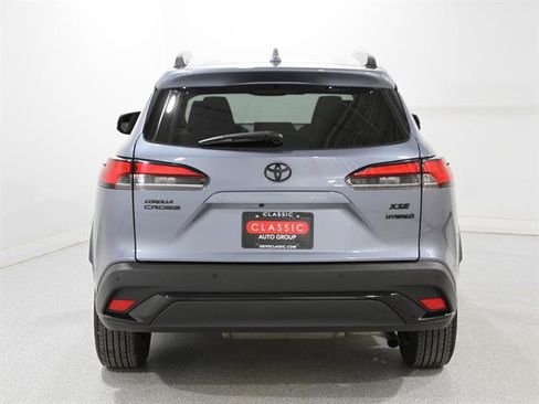 Used 2023 Toyota Corolla Cross AWD Hybrid image 20