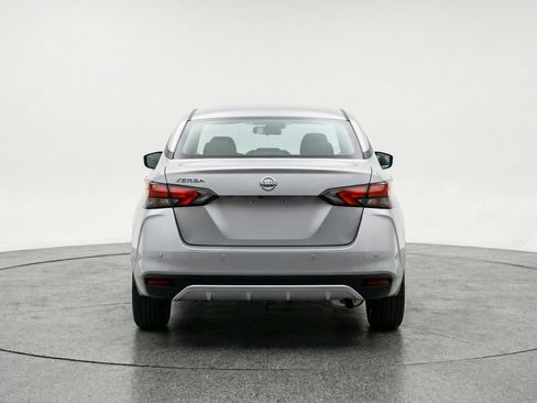 Used 2025 Nissan Versa SV FWD image 7