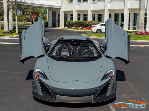 Used 2016 McLaren 675LT image 6