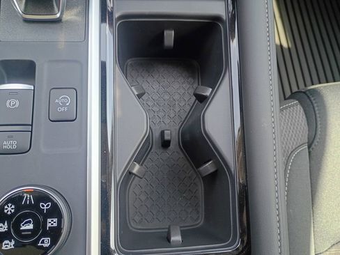 New 2026 Nissan Pathfinder SV image 22