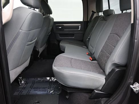 Used 2018 RAM 1500 Big Horn AWD/4WD image 29