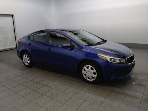 Used 2018 Kia Forte LX w/ LX Rear Camera Package FWD image 11