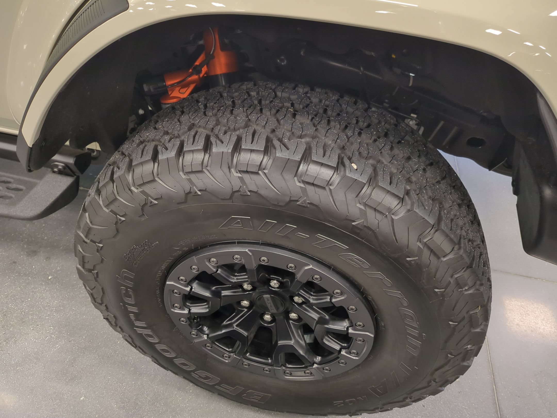 New 2025 Ford Bronco Raptor AWD/4WD image 11