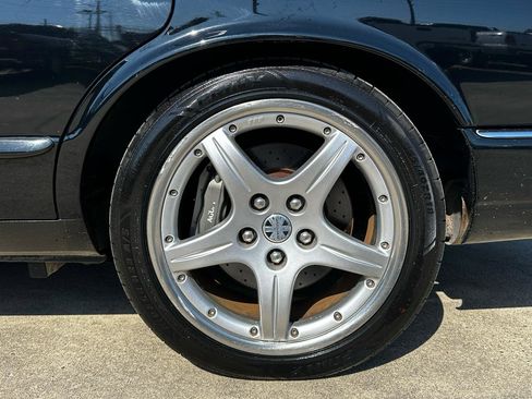 Used 2003 Jaguar XJ8 RWD image 84